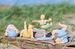 Damer yoga-positur fra Ib Laursen på stranden - Tinashjem
